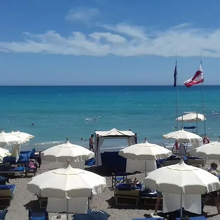 Vittoria Apartment Pietra Ligure